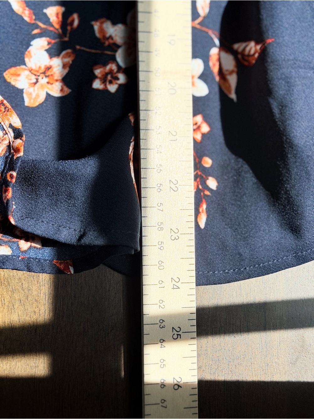 🛍️Maurices Navy Floral Peplum Blouse Small 3/4 Sleeve Romantic Boho Top Fall - Picture 6 of 7